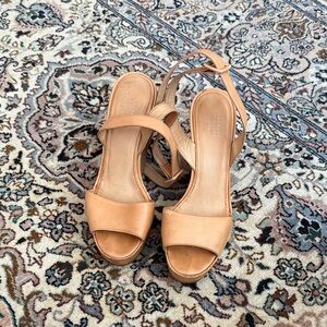 Barneys Women’s Tan Leather Slingback Sandals